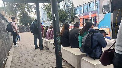 Retrasos y deterioro en el transporte público del Valle de Toluca generando molestias y aumento en costos