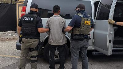 Reversión en las redadas migratorias en EE.UU: Agronegocios, hoteles y restaurantes vuelven a ser prioridad