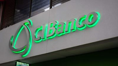 Riesgo de contagio en la banca mexicana se reduce tras acusaciones de FinCEN, señala Fitch Ratings
