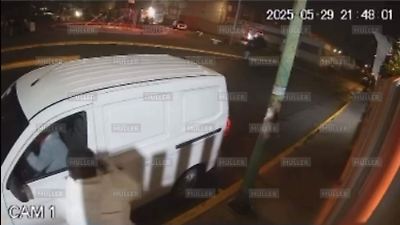 Roban camioneta y hieren de bala a repartidor en Tecámac en solo dos minutos