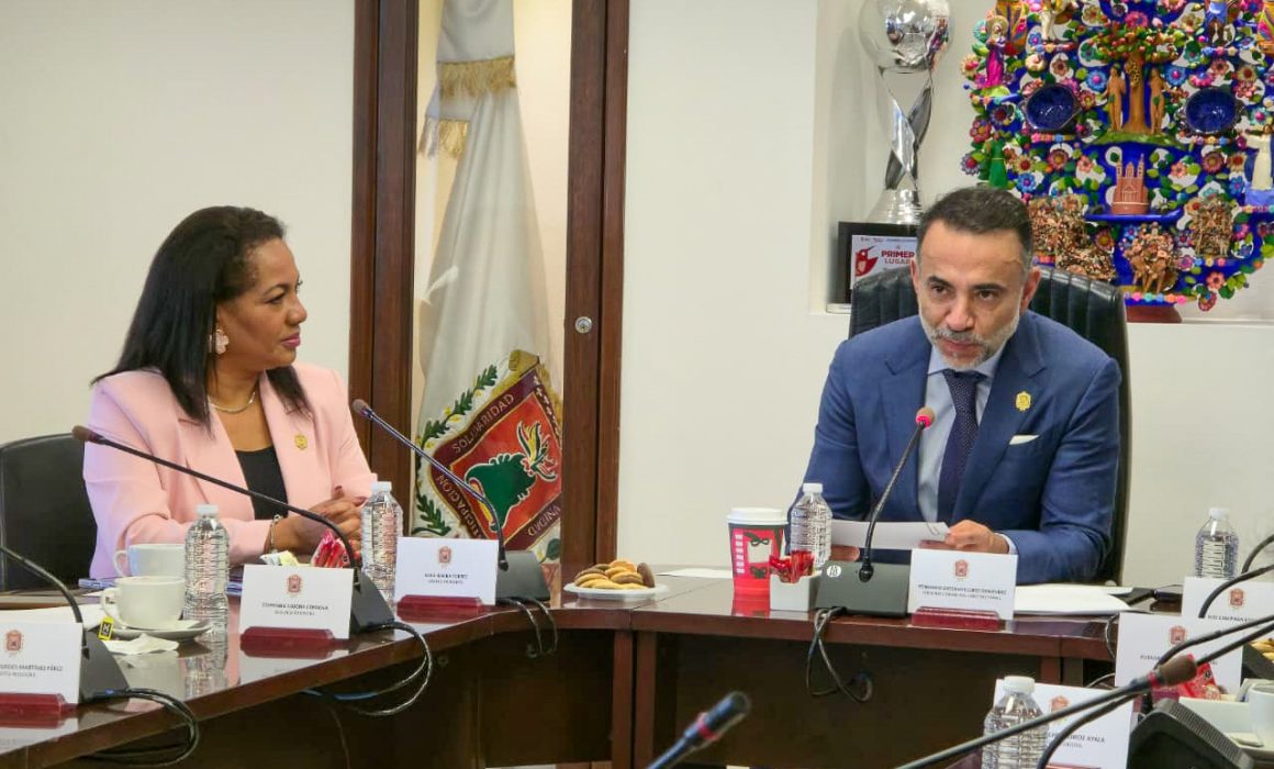 ¿Sabías que Metepec refuerza su equipo para una gestión más transparente? Descubre quién es la nueva Tesorera municipal