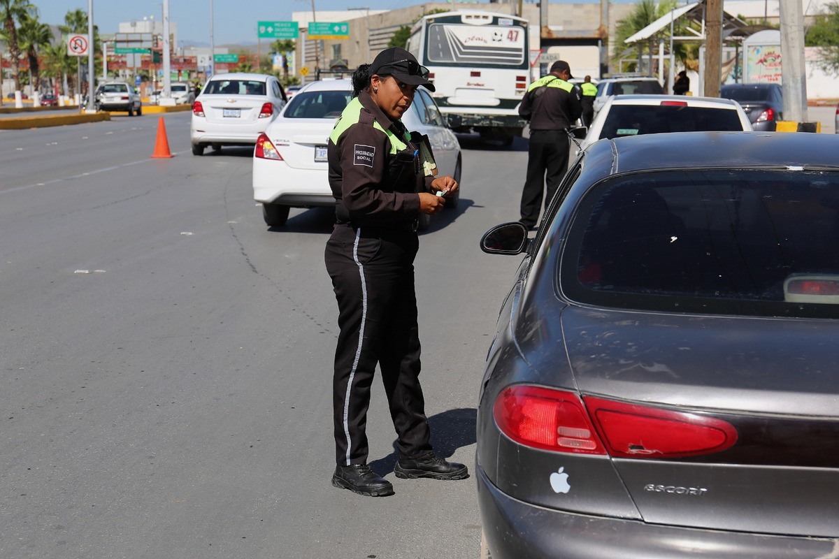¿Sabías que en Edomex pueden quitarte las placas por ciertas infracciones? La sorprendente realidad del nuevo reglamento
