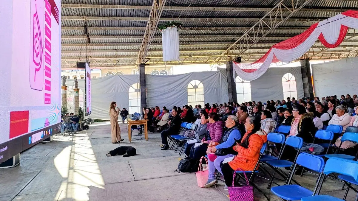 ¿Sabías que la prevención puede salvar vidas? Más de 300 mujeres en San Andrés Cuexcontitlán se unen en una jornada histórica contra el cáncer de mama