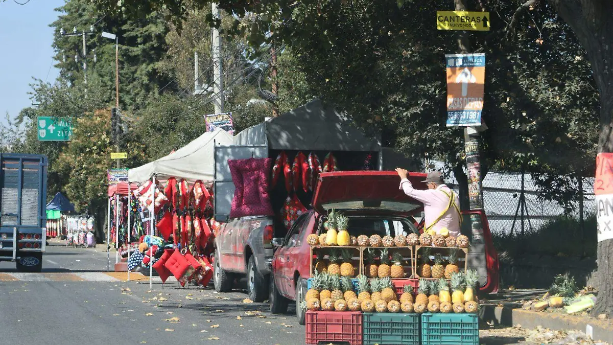 ¿Sabes cómo la invasión del comercio informal en Toluca está afectando la movilidad?