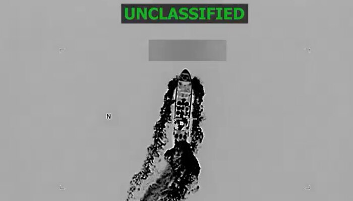 Secretario de Guerra de EE.UU. confirma que embarcación atacada en el Caribe era del ELN y la califica como la ‘Al Qaeda del hemisferio occidental’