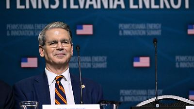 Secretario del Tesoro de EU propone revisar la efectividad de la Reserva Federal ante las críticas del gobierno de Trump