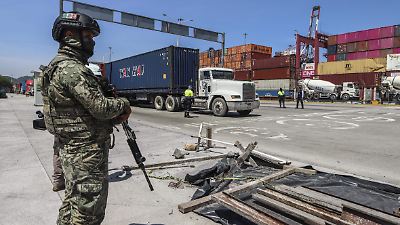 Senado avanza en reforma aduanera con entrada en vigor para 2026, pero enfrenta críticas por su impacto y controles