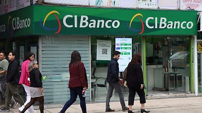 Sheinbaum asegura que sanciones de EU a bancos mexicanos no afectan al sistema financiero y mantiene coordinación con autoridades