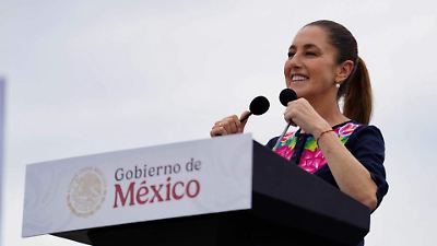 Sheinbaum defiende a López Obrador y critica a los ex presidentes de México por 36 años de olvido y desigualdad