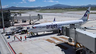 Sheinbaum defiende decisiones aeroportuarias de México ante amenazas de EE. UU. y reafirma soberanía