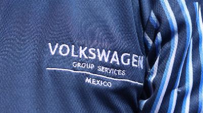 Sindicato de Volkswagen Puebla exige aumento salarial del 14% y advierte posible huelga