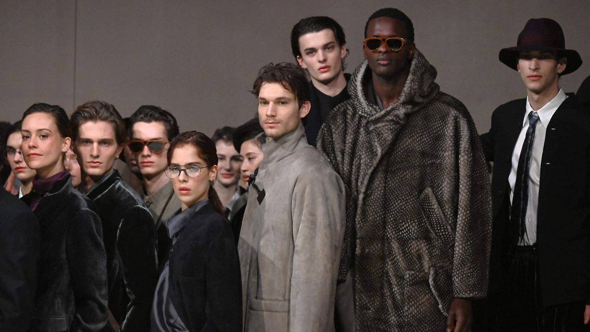 ¡Sorpréndete con las tendencias masculinas que revolucionarán la primavera-verano 2026!