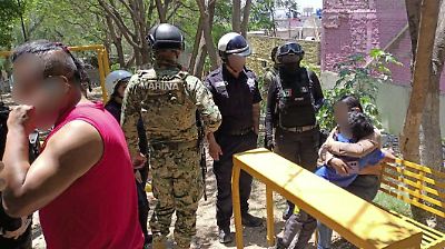 Sujetos engañan a un menor para salir de su casa y extorsionar a sus padres en Ecatepec