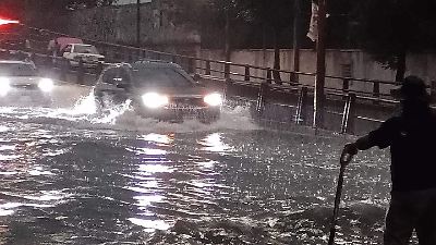 Terreno inundado y caos vial en el Valle de México por lluvias intensas
