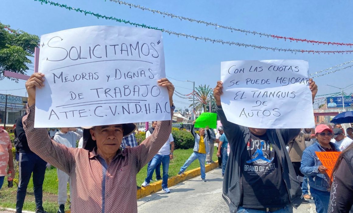 Tianguistas de Nezahualcóyotl exigen al alcalde Cerqueda cumplir promesas incumplidas tras un año de abandono