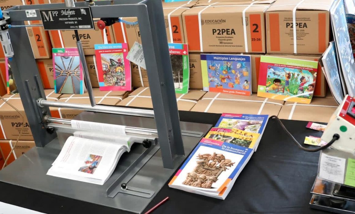 Tlalnepantla inicia la distribución de libros de texto gratuitos 2026-2027 para fortalecer la educación pública