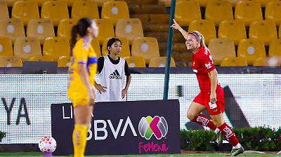 Toluca Femenil inicia temporada con empate ante Tigres con gol de Le Sommer en el debut de Patrice Lair