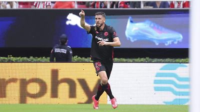 Toluca arrasa y humilla a Chivas en su visita al Estadio Akron
