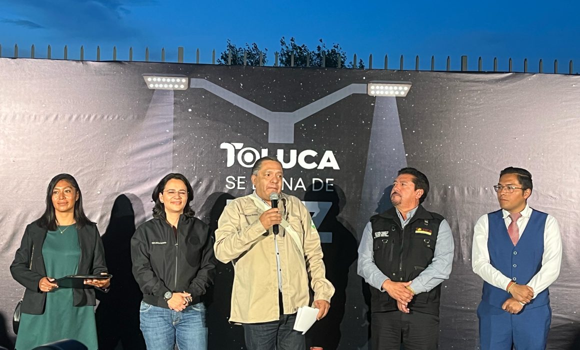 Toluca avanza en modernización y seguridad con nuevas luminarias y participación ciudadana