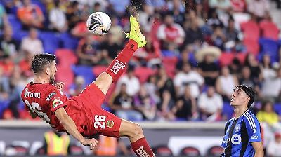 Toluca conquista victoria en La Leagues Cup con golazo de Paulinho y remontada sobre Montreal