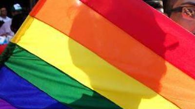 Toluca organiza su primera feria de salud para la comunidad LGBT+ durante marcha estatal