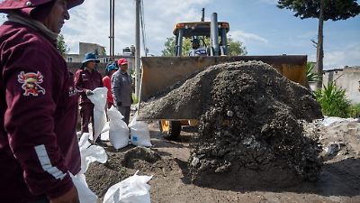 Toluca refuerza canales y escucha a colonos ante desbordamientos