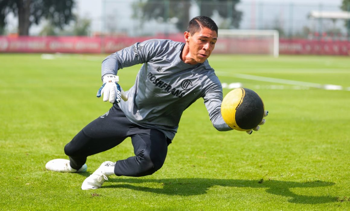 Toluca refuerza su plantel con Hugo González y Fernando Arce Jr., y anuncia patrocinio de Niasa México