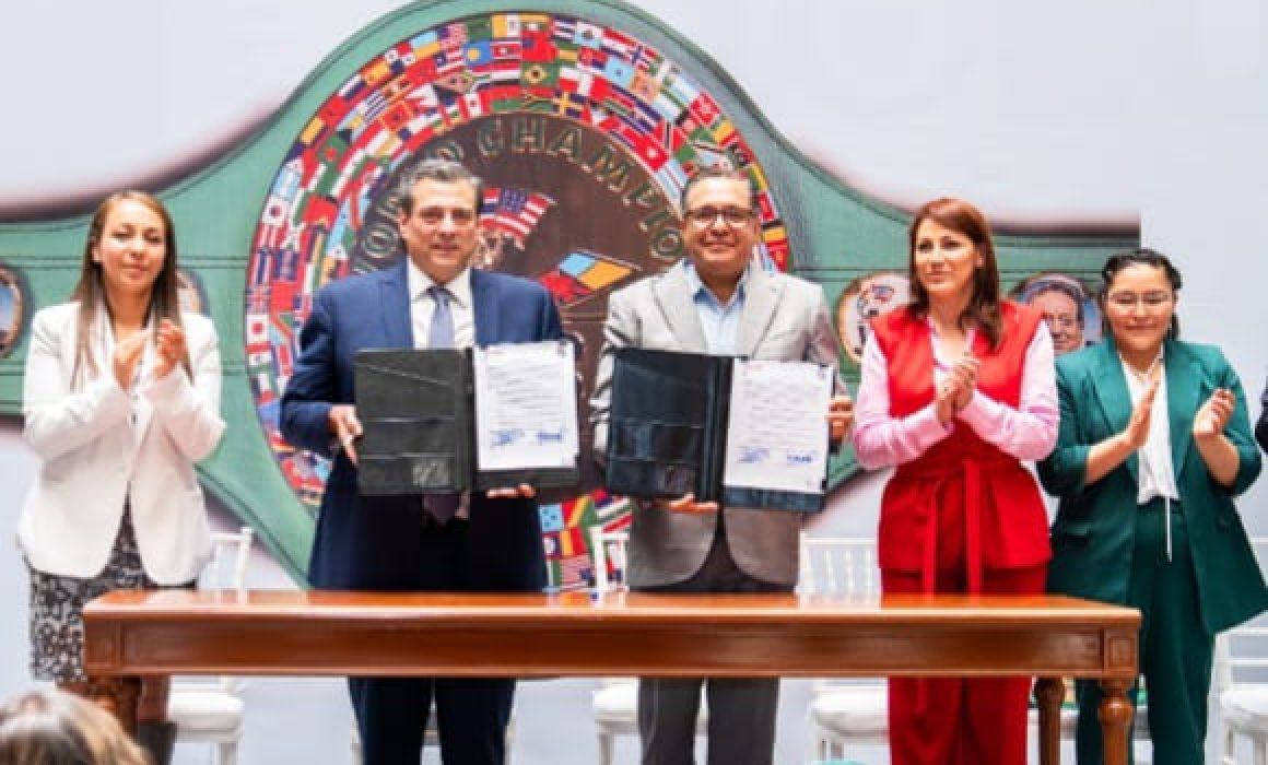 Toluca y Consejo Mundial de Boxeo firman acuerdo para impulsar el deporte y reconocer a Ibeth La Roca Zamora