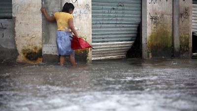 Tormentas tropicales Flossie y Barry causarán fuertes lluvias e inundaciones en varias regiones de México