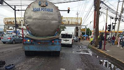 Trágico accidente en Chicoloapan: motociclista muere arrollado por pipa en la autopista México-Texcoco