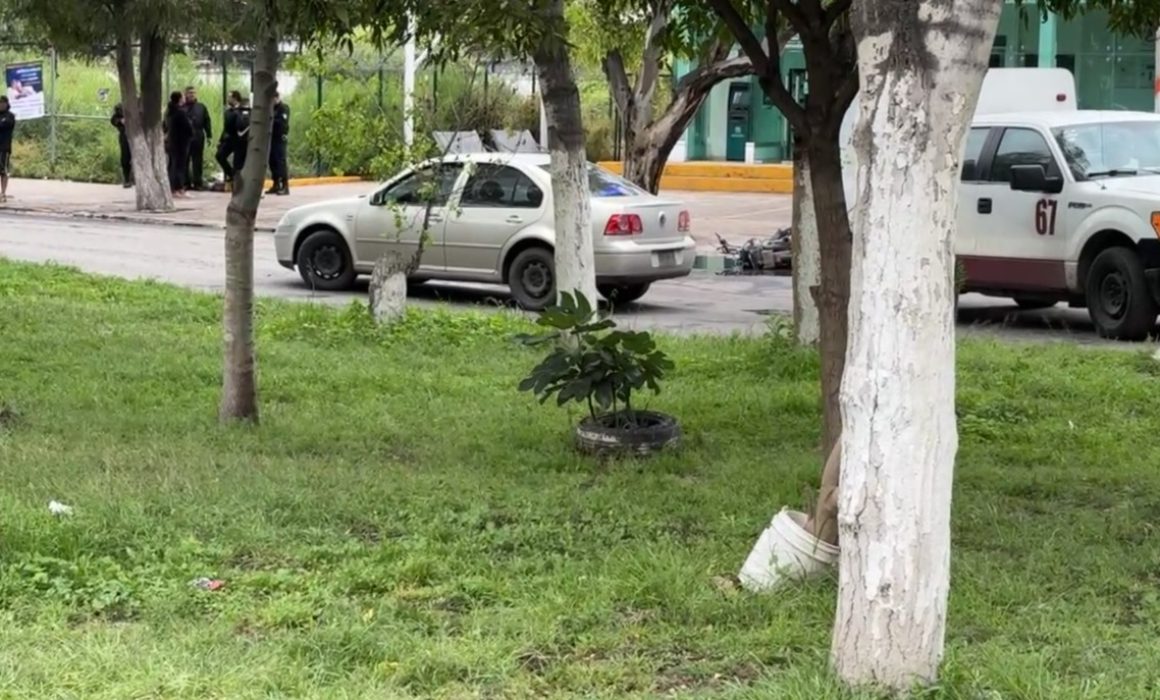 Trágico accidente en Ecatepec: mueren dos niños al ser atropellados por una grúa mientras esperaban a su abuelo