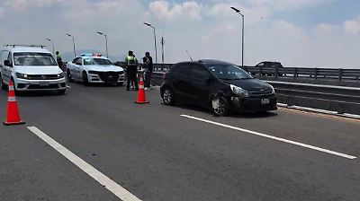 Trágico accidente en la Vía Tonanitla-AIFA deja un motociclista muerto y causó congestión vial