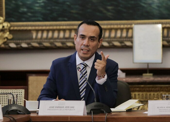 Trabajadoras ingresaron de noche al despacho de José Jerí y se retiraron al amanecer, revela investigación