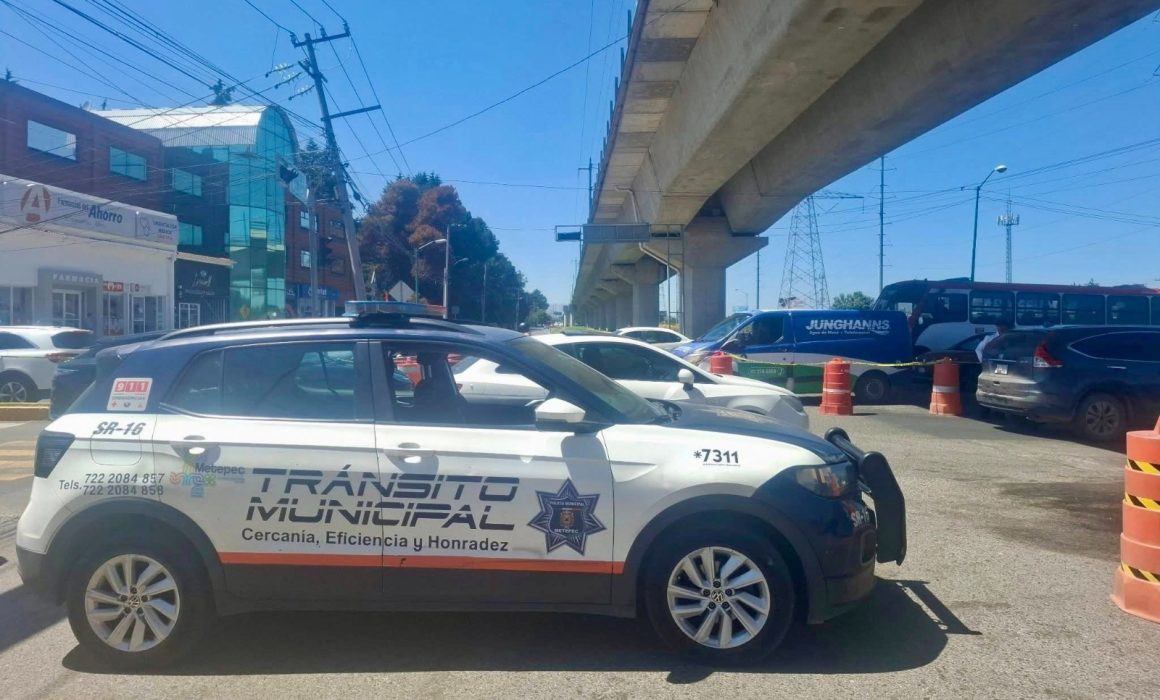 Trabajadores del SAT en Toluca y Metepec se manifiestan por mejoras laborales y rechazo al incremento salarial