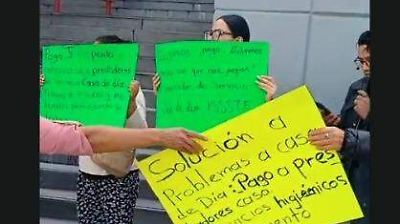 Trabajadores yAdultos Mayores del ISSSTE en Toluca exigen pagos atrasados y continuidad en servicios