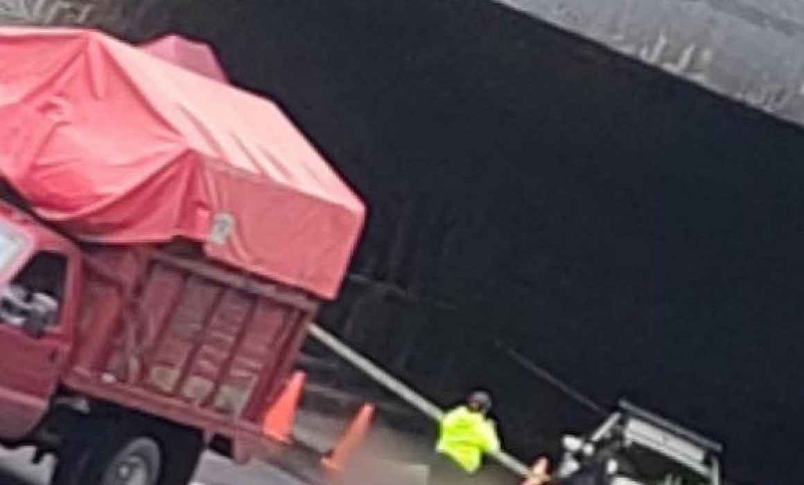 Tragedia en Naucalpan: Mujer muere tras caer del puente en la Avenida Primero de Mayo