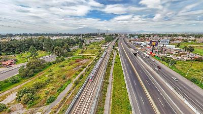 Transformación del camellón del Tren México-Toluca en un parque lineal para revitalizar el Valle de Toluca