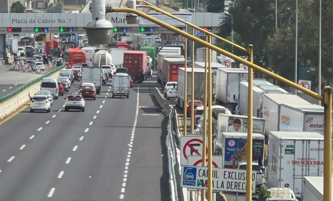 ¡Transportistas en México Van por Más: Bloqueos en Arco Norte Alcanzan los 16 km y Generan Caos en el Valle de México!