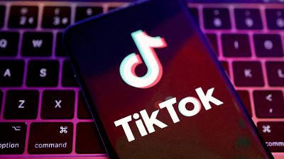 Trump afirma haber encontrado comprador para TikTok y asegura su continuidad en EE. UU.