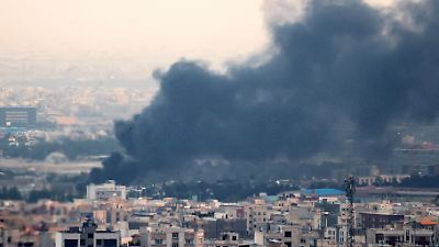 Trump revela conocimiento del paradero del líder supremo de Irán y analiza acciones futuras