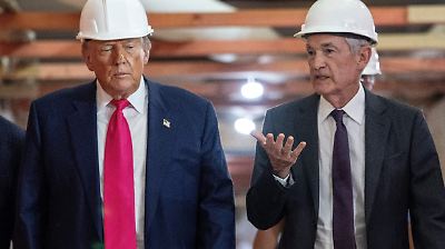 Trump visita la Fed en plena tensión política y descarta destituir a Powell