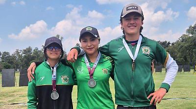 UAEMex conquista 5 medallas en el Torneo Metropolitano de Tiro con Arco 2025 en CDMX