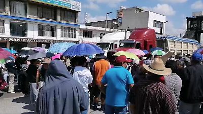 Vecinos de Chalco bloquean la México-Cuautla para exigir cumplimiento de promesas de campaña