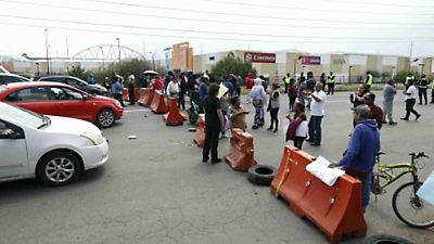Vecinos de Lerma amenazan con bloquear carretera México-Toluca por inundaciones en colonia Guadalupe