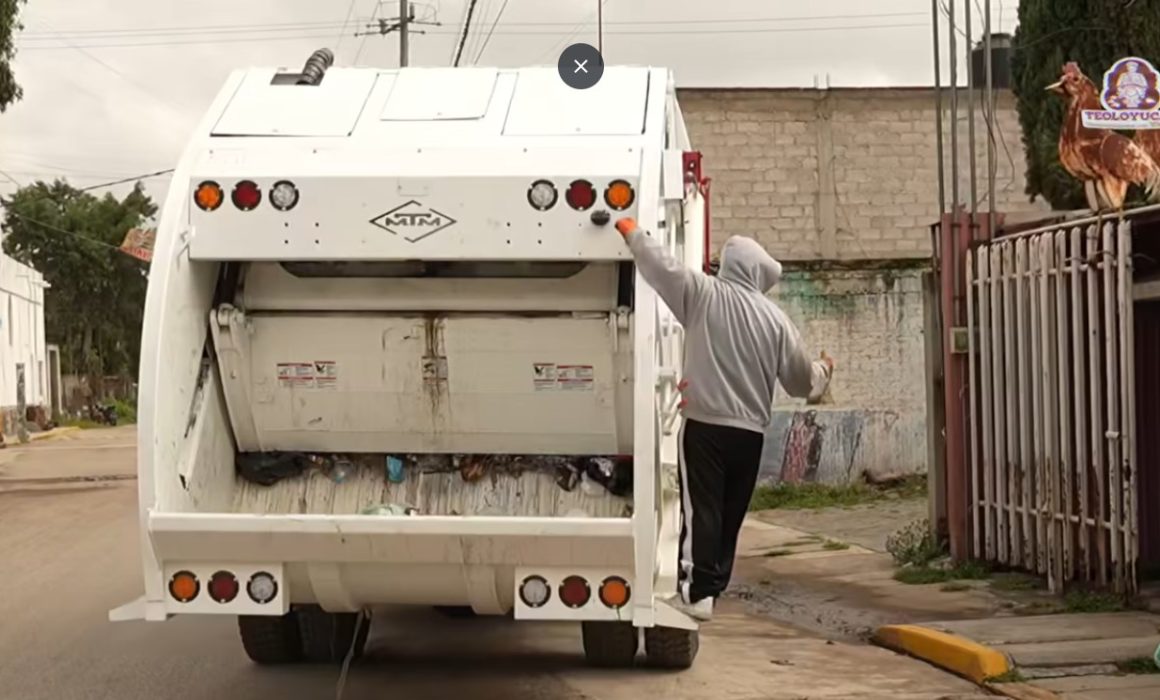 Vecinos de Teoloyucan Celebran Inversiones del Alcalde en Recolectores de Basura para un Municipio Más Limpio