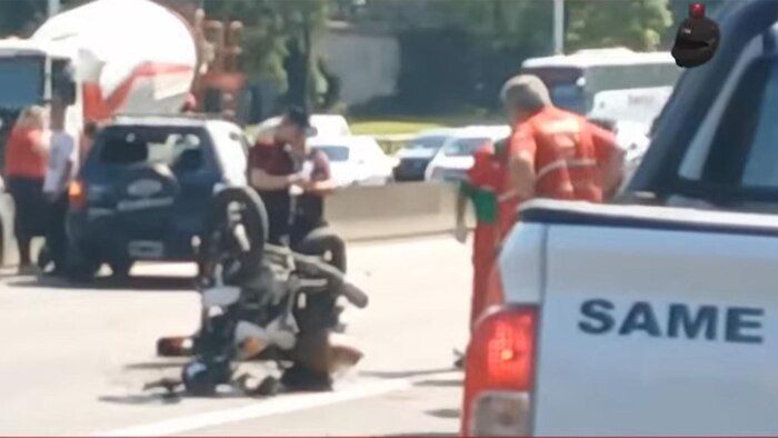 Video: La colisión de un líder de la barra de Gimnasia con un auto en La Plata y el trágico choque mortal en la Avenida General Paz