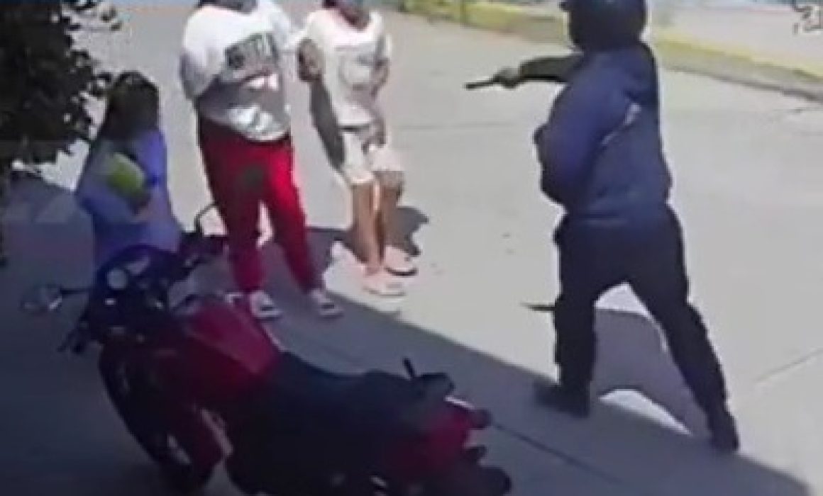Video muestra violento asalto a madre e hijas en Chimalhuacán; autoridades buscan al sospechoso