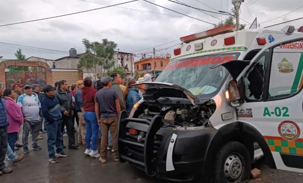 Violencia en Atlautla tras muere de hombre a manos de vecinos; destrozan propiedad y generan disturbios