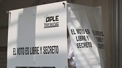 Violencia marca inicio de elecciones en Veracruz: ataque a coordinadora de MC y presencia armada