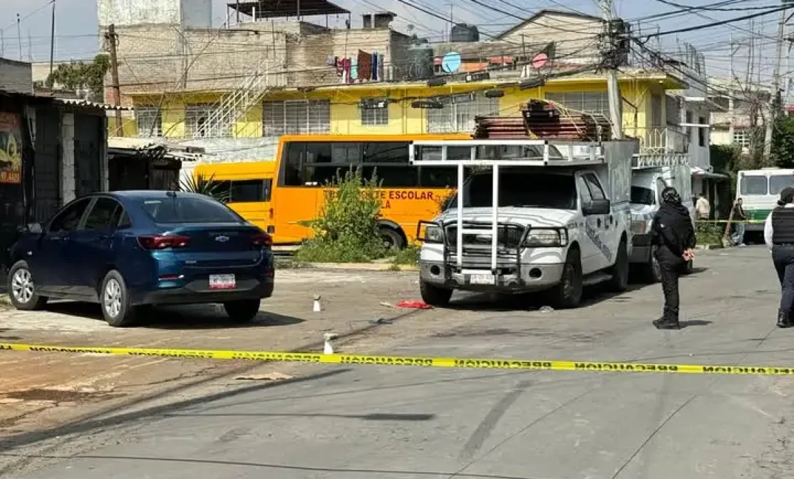 Violenta pelea en Nezahualcóyotl termina en balacera y cuatro personas heridas